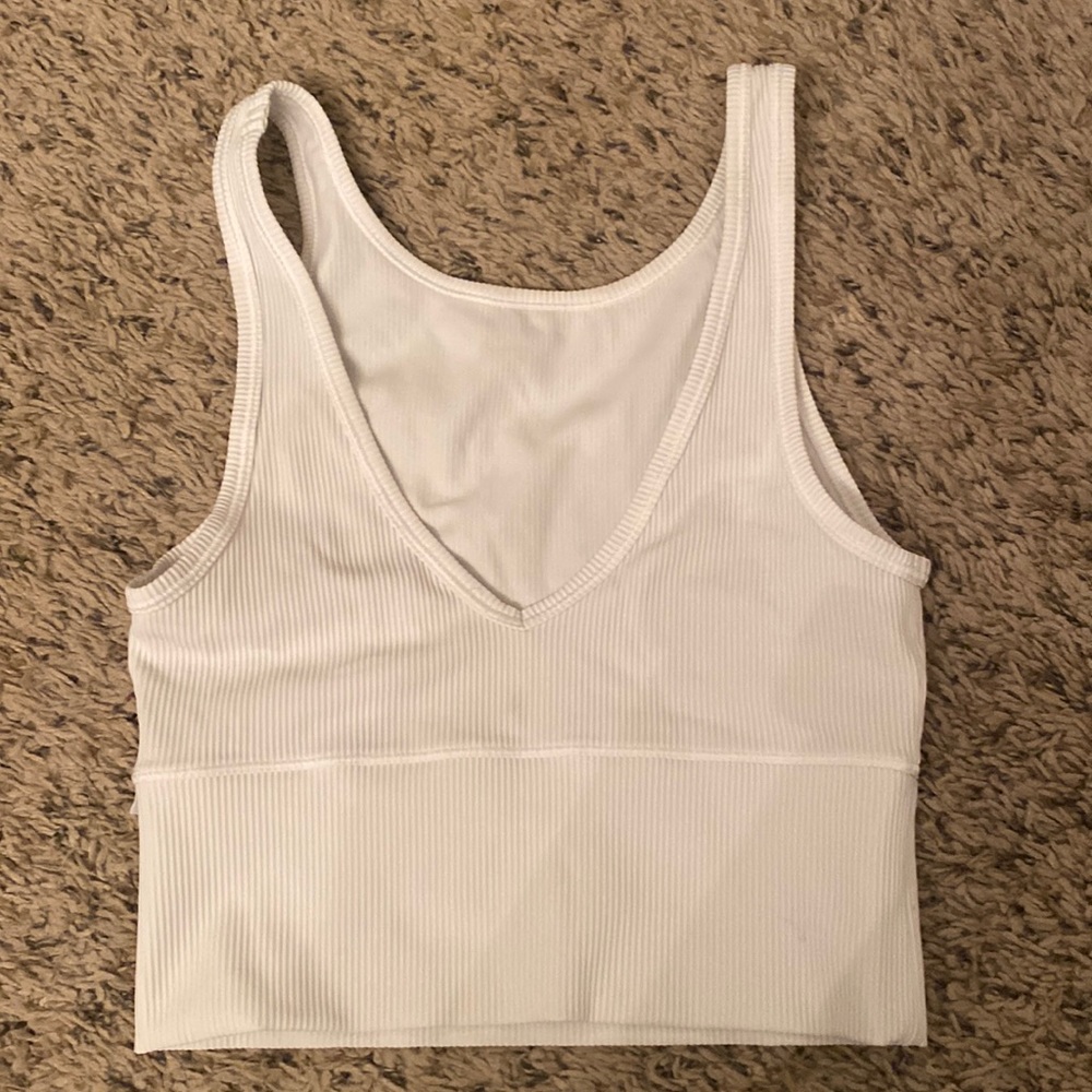 Lululemon size 4 ribbed pivot tank